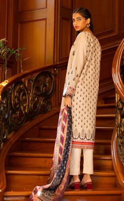 3 Pcs Women's Unstitched Lawn Digital Print Suit