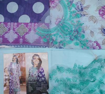 3 Pcs Women's Unstitched Printed Suit